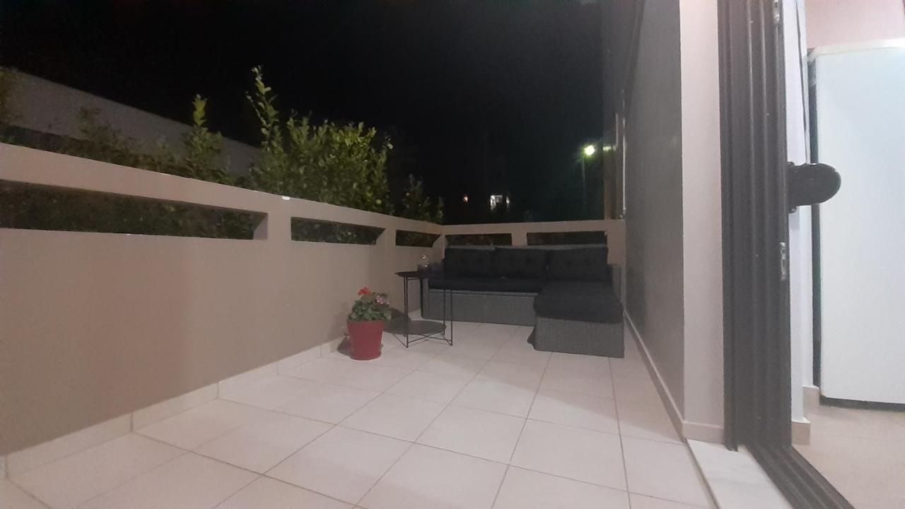 חאניה Nickolas Tiny Apartment Souda-Chania מראה חיצוני תמונה