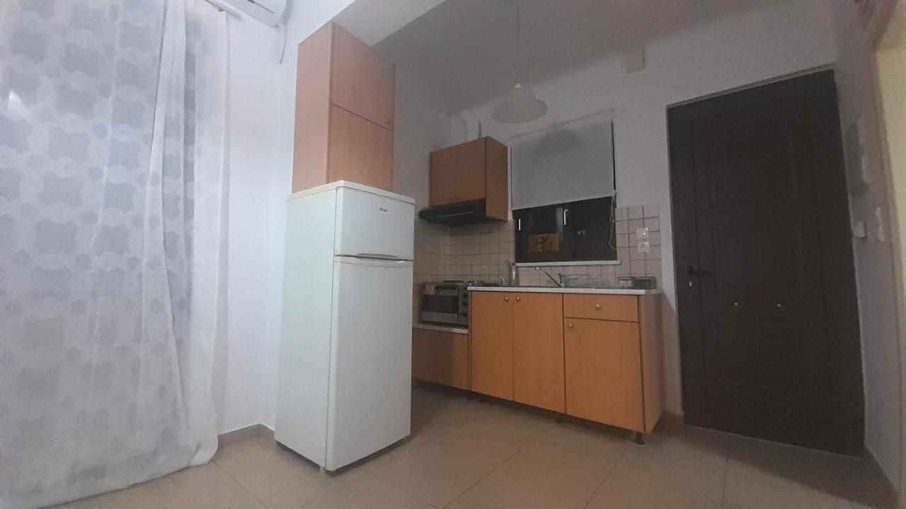 חאניה Nickolas Tiny Apartment Souda-Chania מראה חיצוני תמונה